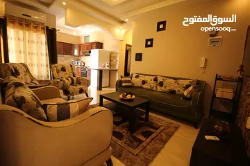  1 شقة مفروشة للإيجار في أبو نصير خلف جنة الاحلام قرب قصر الاميرة بسمة من المالك مباشرة