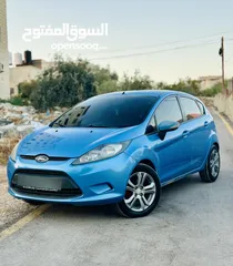  2 Ford feesta