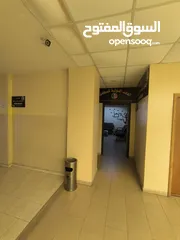  9 مكتبين للبيع