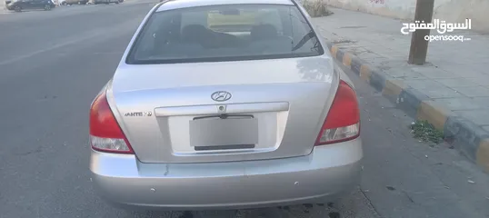  2 افانتي XD موديل 2000
