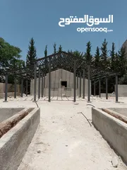  2 هنجر مطعم او كافيه او منزل)  Structural steel  للبيع .جديد ، لم يستعمل .. H ,90 kilograms ل  وزن كل