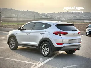  7 هونداي توسان/2017  فل بدون فتحة سقف 4x4