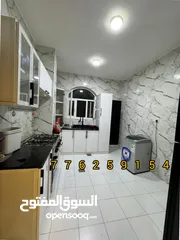  3 شقه مفروشه ملكيه وراقيه جدا للايجار في ارقا احيا صنعا حده شارع ايران فيها جميع الخدمات نظام 4 غرف