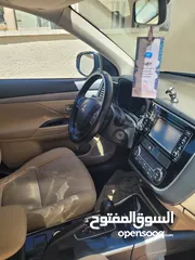  5 ميتسوبيشي أوتلاندر موديل 2018 (قابل للبدل) لون ابيض، دفع رباعي، فحص كامل ومرخصة حديثا لغاية 4/4/2026