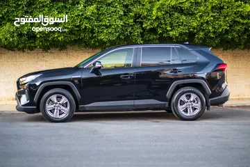 5 Toyota RAV-4 2.5L Hybrid AWD 2022/ تويوتا راف 4 وارد الشركه صيانه الشركه
