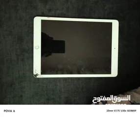 1 ايباد 8 في حالة جيدة