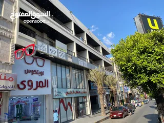  1 محلات  للأيجار تصلح لمحلات تجارية وعيادات طبية ومراكز اشعة شركات مكاتب
