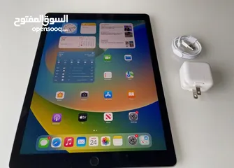  1 iPad Pro 2nd gen 2017 256GB BLACK مستعمل بحالة الوكالة