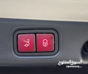  13 مرسيديس E300 هايبريد بنزين و كهرباء ترخيص 2020