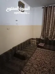  11 بيتين للبيع وبسعر مغري جدا جداامساحة الارظ دونم مساحة كل بيت تقريبا 150+ديوان خارجي +بستان +بير مياه