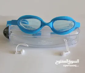  1 نظارة سباحة "نوفا دريم 62".