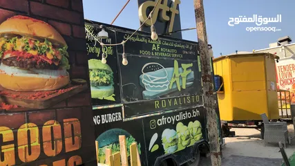  8 FOOD TRUCK FOR SALE WITH FULL OUTDOOR SETUP