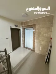  11 ثلاث غرف غير مفروشة للإيجار