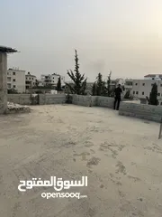  7 مسطح للبيع 650م مربع