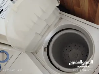  4 غسالة lg مستعمل نظيف للبيع المستعجل