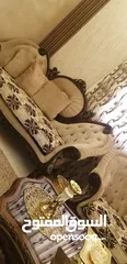  13 طقم كنب خشب زان للبيع مع البرادي بحاله الجديد