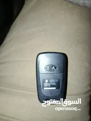  4 مفتاح كيا 2010 شغال 100%