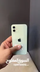  12 iPhone 12 64 GB  البطاريات من 88-93 مكفول اسبوعين