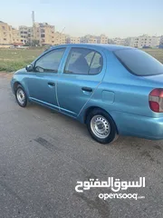  3 تويوتا إيكو موديل 2000 بحالة ممتازة جداً