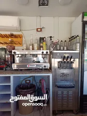  13 مطعم متنقل (FOOD TRUCK) مع كامل معداته للبيع