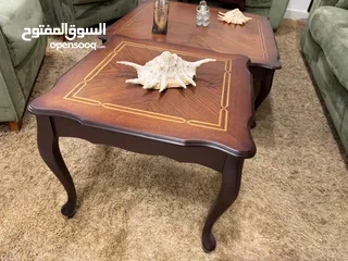  9 كنب  7   مقاعد خشب سويد دانلوب بوليستر طبي مع 3  طاولات خشبهم زان