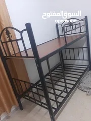  1 تخت حديد طابقين مستعمل بحالة ممتازة