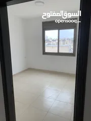  12 مروان عناقوة