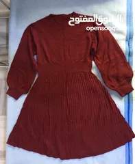  1 فستان صوفي لون عنابي