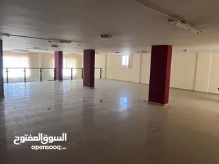  8 قطعة ارض تجاري مع محلات في منطقة مميزة جدا في البالوع للبيع من المالك مباشرة