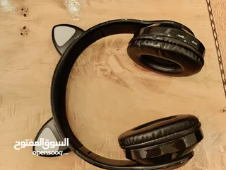  4 سماعة بلوتوث