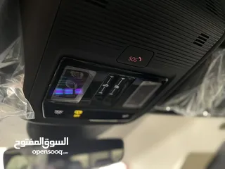  20 فولكسفاغن id4 crozz pro 2023 piano black لون كحلي