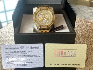 6 للبيع ساعة ذهب وألماس جديدة مع الضمان Pere et Fille كامل الملحقات  New gold and diamond watch