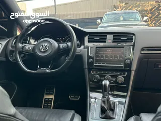  9 Volkswagen Golf R 2016