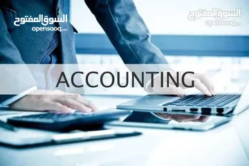  21 أستاذ محاسبة و اقتصاد حاصل على الامتياز لطلاب الجامعات