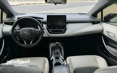  8 Corolla hatchback XSE 2019