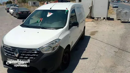 8 رينو فان  دوكر للبيع 2022 بحالة ممتازة جدا  ماتور قير ممتاز بنزين 1600cc0 قابل للتفاوض