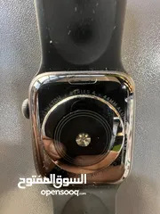  3 Apple watch se 4 بطارية 92