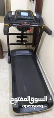  1 جهاز مشي كهربائي بحالة ممتازة