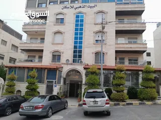  18 شقه شبه أ رضي بضاحية الرشيد ترسات خارجيه من المالك مباشرة