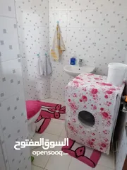  3 للبيع شقة طابق ارضي قرب دوار الدبابة مساحة 100+ترس وبلكونة