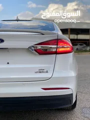  16 Ford fusion Hybrid 2019 SE (Clean title)