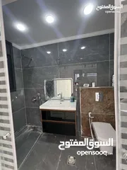  15 روف للبيع بعد كازية الهدى بالماصيون.