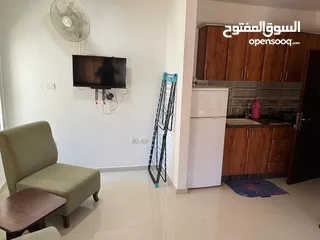  3 استوديو مفروش للايجار عين منجد