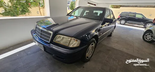  1 مرسيدس c180
