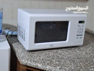  13 أجهزة كهربائية متنوعة بحالة ممتازة جدا للبيع بسبب السفر