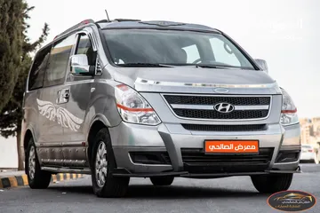  3 Hyundai Starex H1 2015