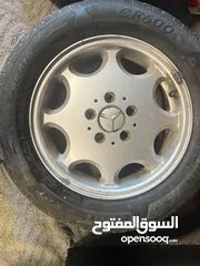  2 جنط مرسيدس 8 فتحات قياس 15 بحالة ممتازة