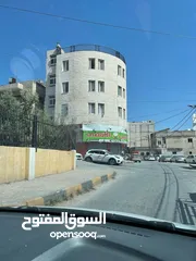  1 عمارة تجارية استثمارية للبيع بدخل سنوي ممتاز جدا لعدم التفرغ ، من المالك مباشرة