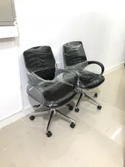  17 Used Office furniture item for sale  contact number