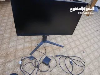  2 odyssey G4 27  240hz FHD
